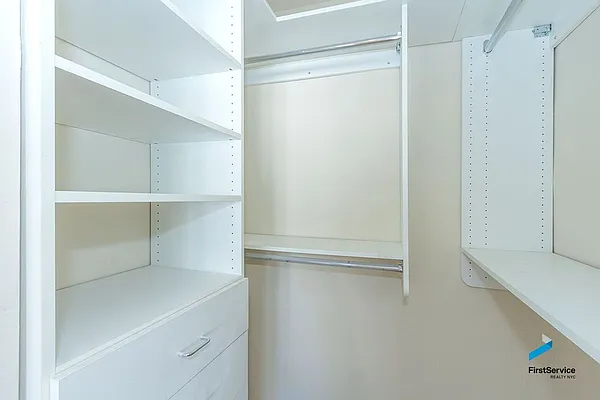 Rented by FirstService Realty (legacy) | media 28