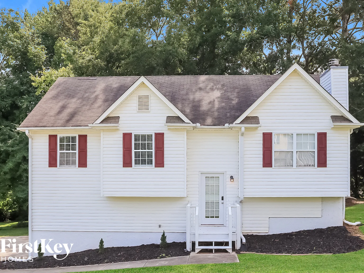 3 bed, 2.0 bath, 1126 sqft, $1,880 — Photo 1