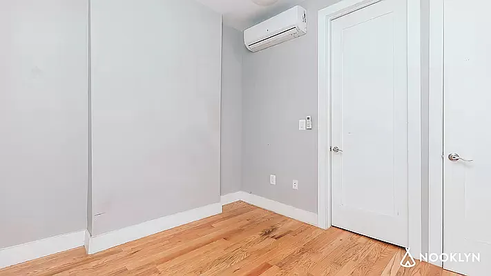 Rented by Nooklyn NYC LLC | media 11