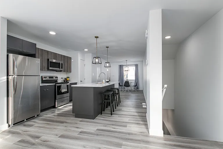 583 Cote St #1 — Photo 1