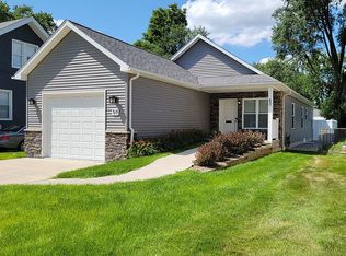 50 W Elmwood Ave, Clawson, MI 48017