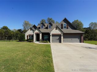 13441 S 270th East Ave, Coweta, OK 74429