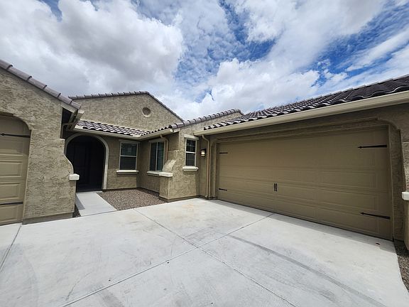 3rd image of 18380 W Sandlewood Dr