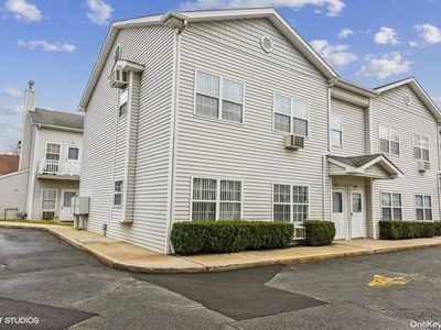 197 Fulton Street #9, Farmingdale, NY, 11735
