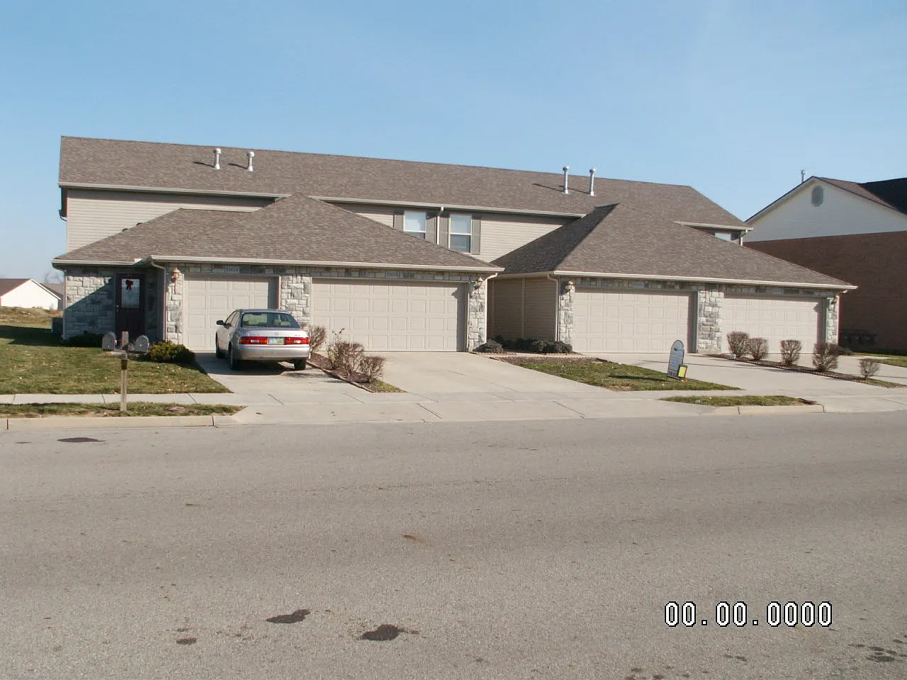 Messler Family Laurel Creek Apts, 2345 Meadowpoint Drive — Photo 1