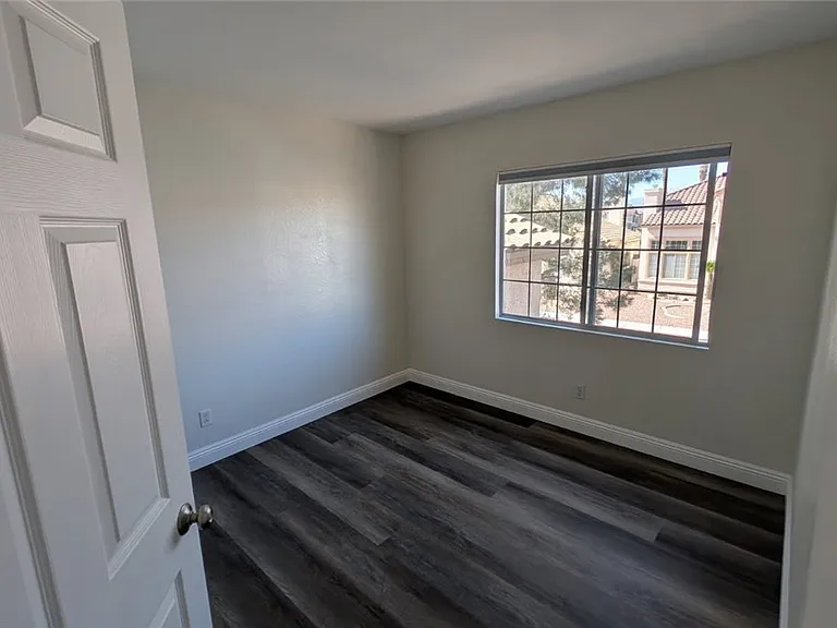 2670 Ridgewater Cir — Photo 15