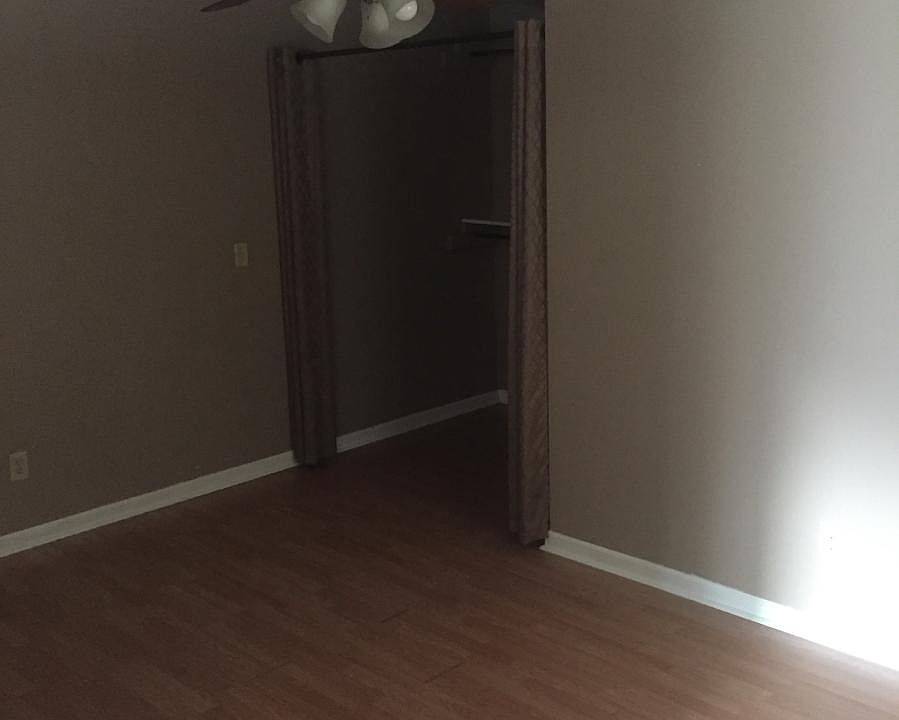 2nd image of 10221 Lanehart Rd APT 7