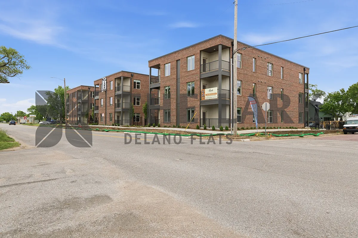 Building Photo - The Lark