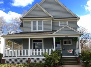 309 W Elm St, Urbana, IL 61801