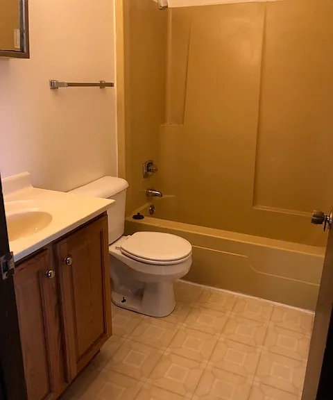 2325 Presque Isle Ave #1 — Photo 2