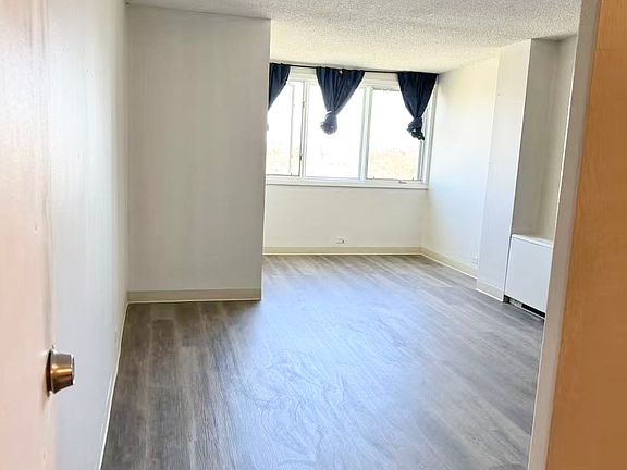 4th image of 2225 Buchtel Blvd APT 1103