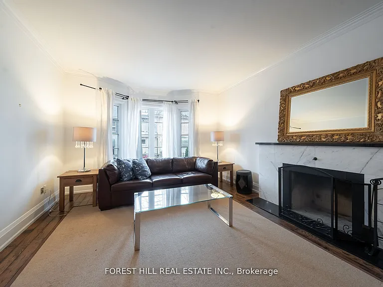 6 Aberdeen Ave — Photo 4