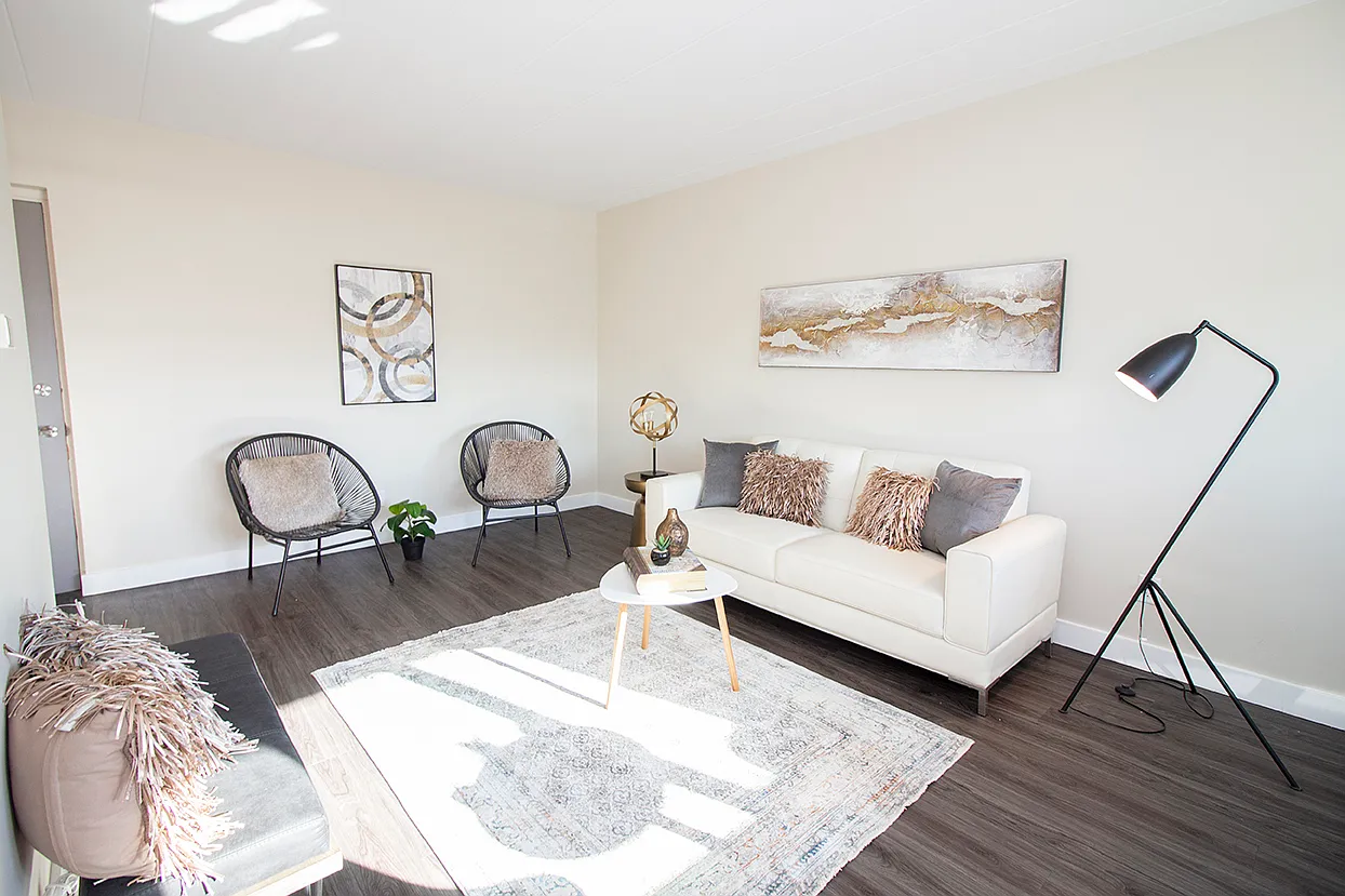 2075 Portage Avenue — Photo 4