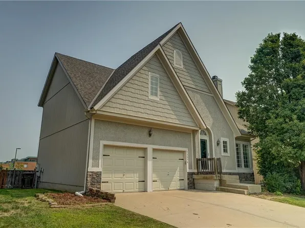 23574 W 126th Ter, Olathe, KS 66061