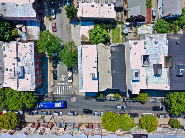 60-46 Putnam Avenue image 45 of 47