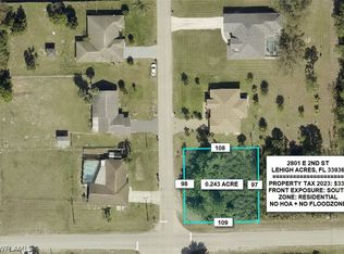 2801 E 2nd St, Lehigh Acres, FL 33936