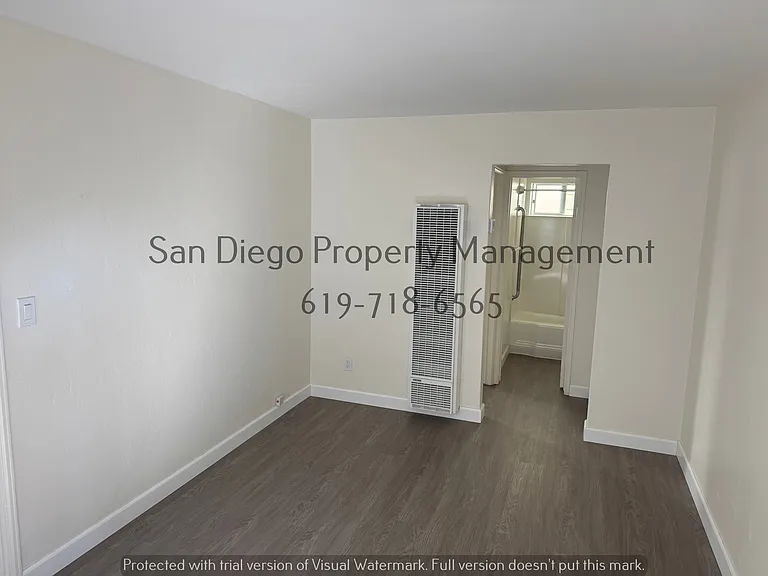 728 G Ave #5 — Photo 3