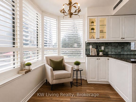 4th image of 33 Weldrick Rd E #210
