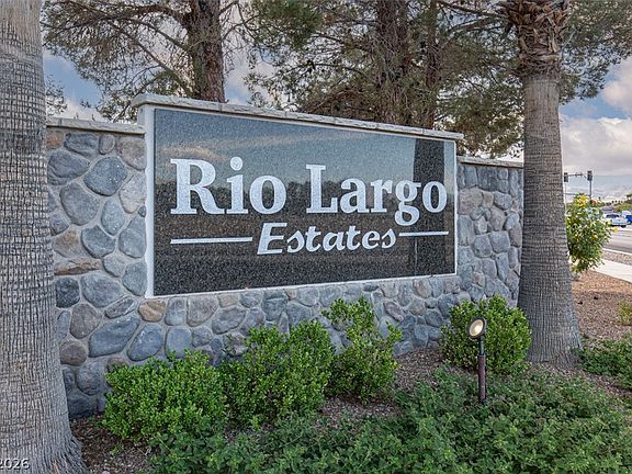 2nd image of 4670 Los Rancheros Ave