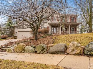 1936 Hedgenettle Ct, Ann Arbor, MI