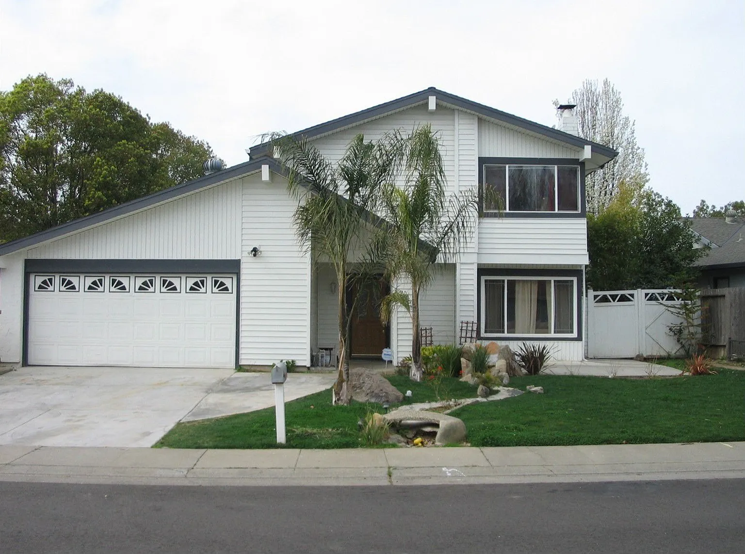 7007 Pebblebrook Way photo 1
