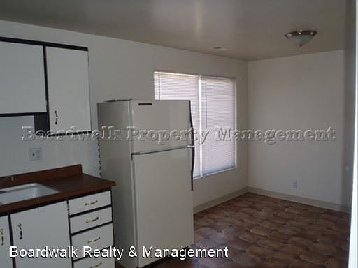 4th image of 4626 Carnegie Tech St APT 4