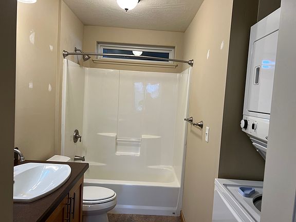 4th image of 1335 Dakota St #11536304