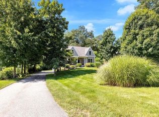 15 Bittersweet Ln, Stratham, NH 03885