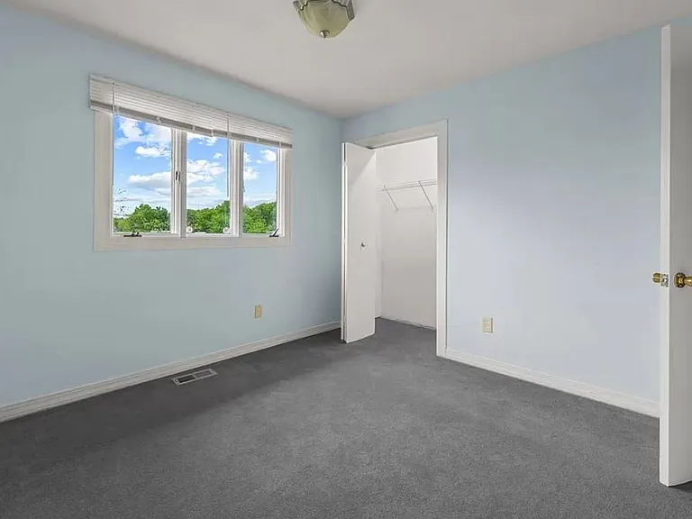 258 Idlewild Dr — Photo 12