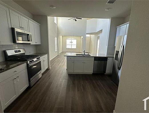 5th image of 2313 Brightstone Dr