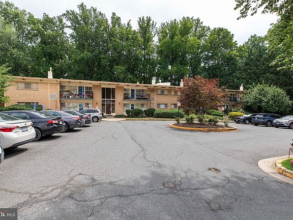 2nd image of 4917 Americana Dr APT 106