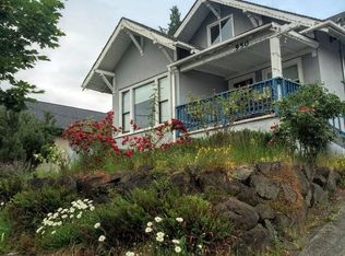 950 N 86th St #2, Seattle, WA 98103