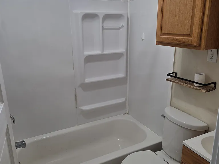 4603 Loughborough Ave #A — Photo 6