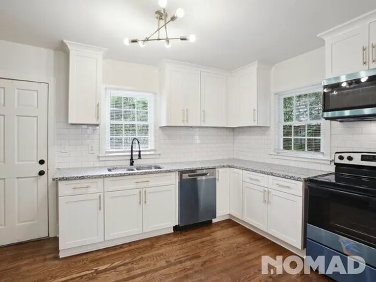 1370 Carnegie Ave — Photo 15