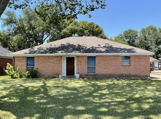 8017 Holiday Ln, Houston, TX 77075