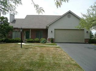 2066 Kenton Trl, Perrysburg, OH 43551