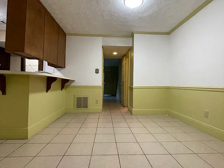 964 Chippendale Ln #1 — Photo 11