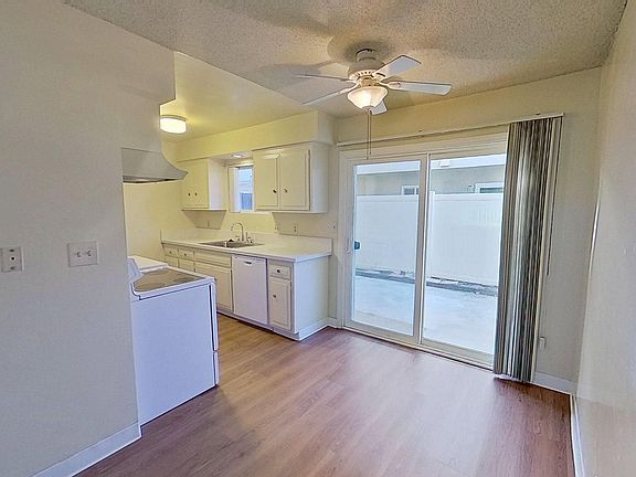 5th image of 12092 Bailey St