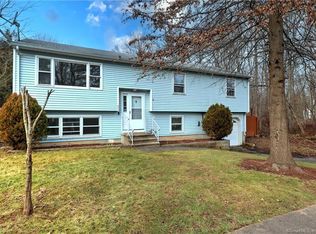 91 Baker St, West Haven, CT 06516