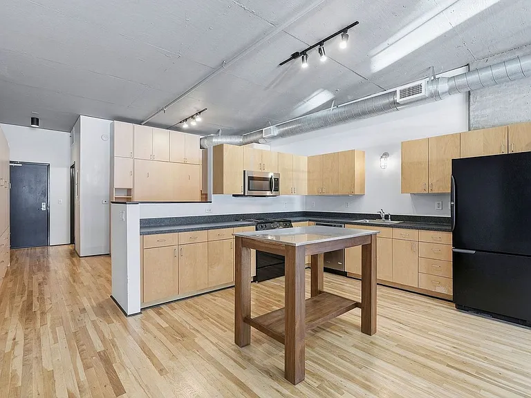 408 NW 12th Ave #208 — Photo 17