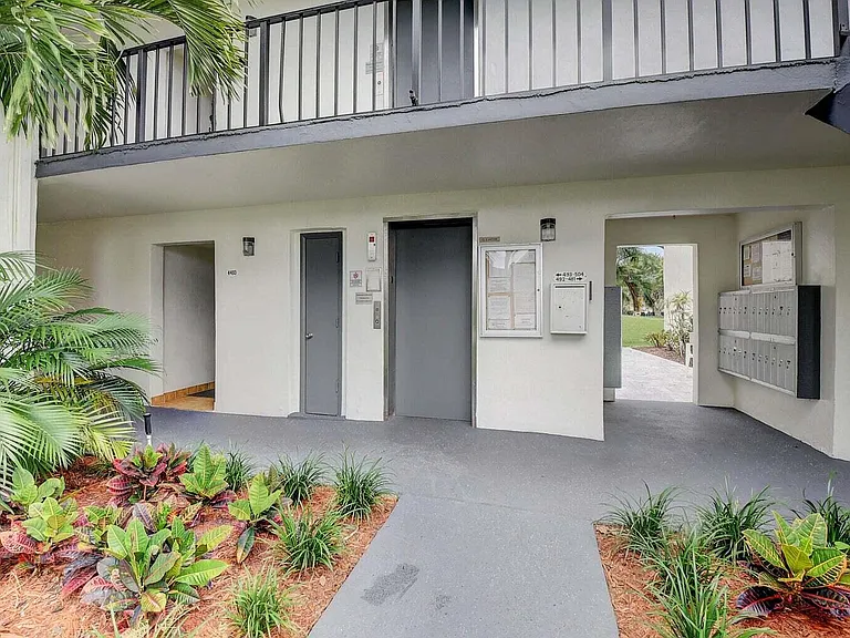 499 Piedmont Ter #K — Photo 15