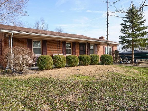 2nd image of 111 Sycamore Dr
