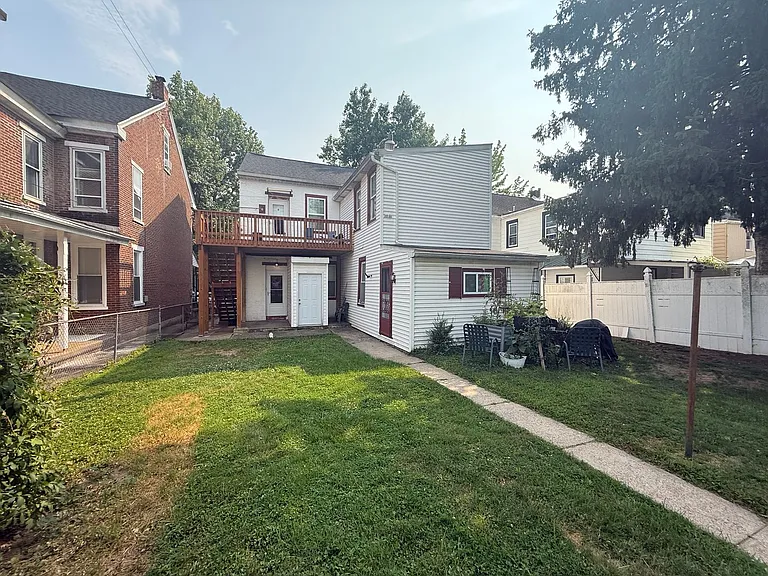 19 Walnut Street — Photo 17