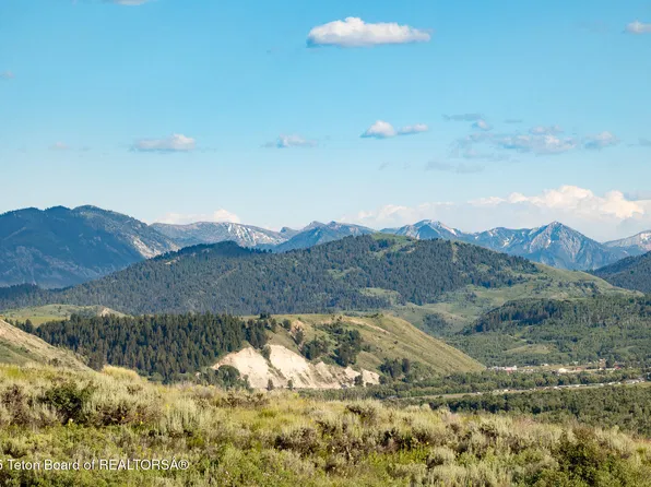 4900 S Little Horsethief Ln, Jackson, WY 83001