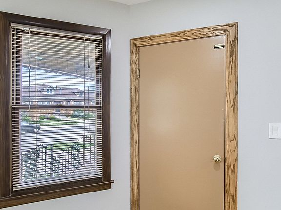 3rd image of 3707 N Nora Ave #1