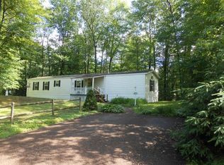 277 Wedgewood Rd, Colchester, VT 05446