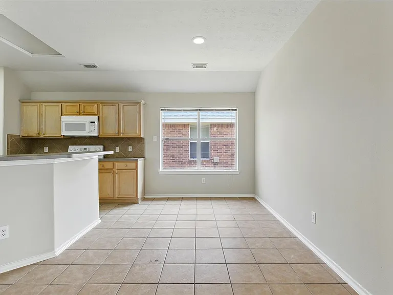 4827 Claymill Ct — Photo 12