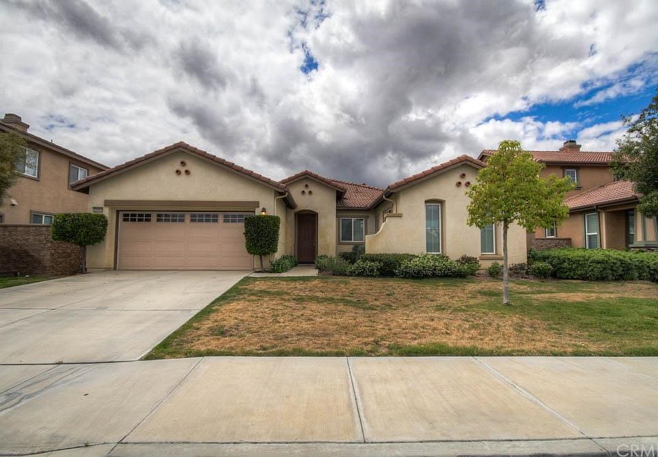 1st image of 35959 Wolverine Ln