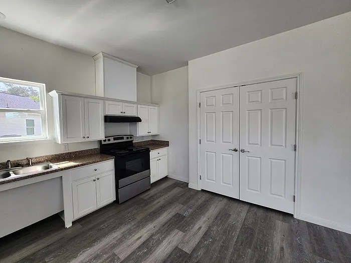 6218 Red Oak Dr — Photo 4