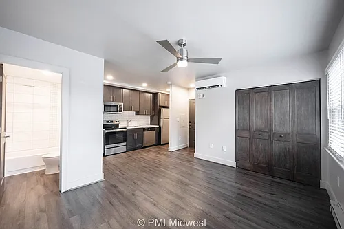 Priscilla Apartments Photo 1